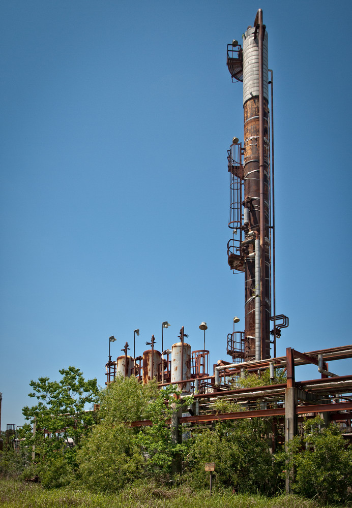 GAMXX Oil Refinery photo Abandoned America