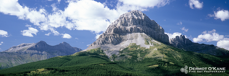 Crowsnest Mountain - Panoramic Horizontal Images
