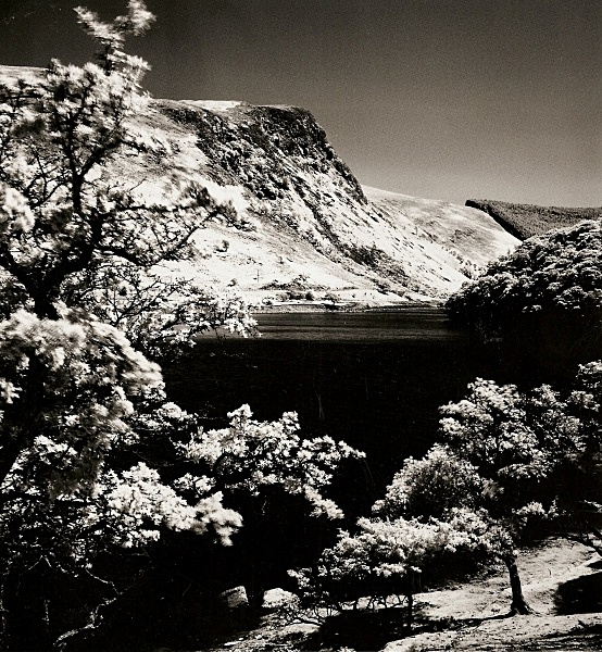 GARREG-DDU RESERVIOR, Elan Valley, Radnorshire 1991 - THE WELSH LANDSCAPE