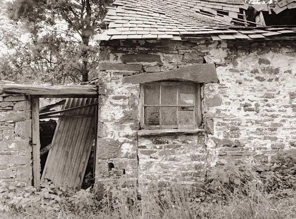 ALLT-MAES-RHYG-FACH, Llangeitho, Ceredigion 2015 - CEREDIGION FARMHOUSES