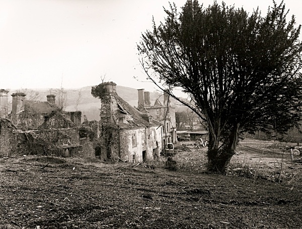 EDWINSFORD, Talley, Carmarthenshire 2010 - CARMARTHENSHIRE