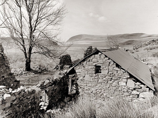 BWLCHYSTYLLEN, Bont Goch, Ceredigion 2016 - CEREDIGION FARMHOUSES