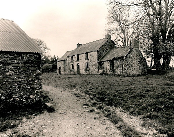PEN-LAN UCHAF, Ceredigion 2011 - CEREDIGION FARMHOUSES