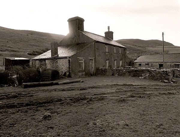 FRON GOCH, Ceredigion 2011 - CEREDIGION FARMHOUSES