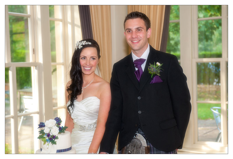 Cutting the cake - Portraits, Pets and Events