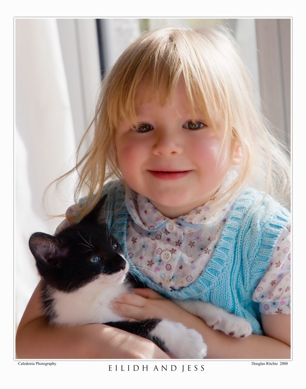 Eiidh and Jess - Portraits, Pets and Events
