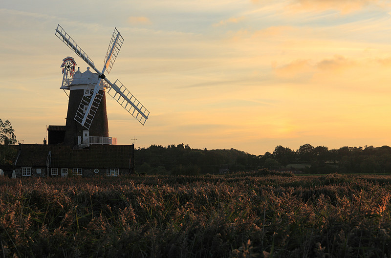 Cley Windmill - The Land