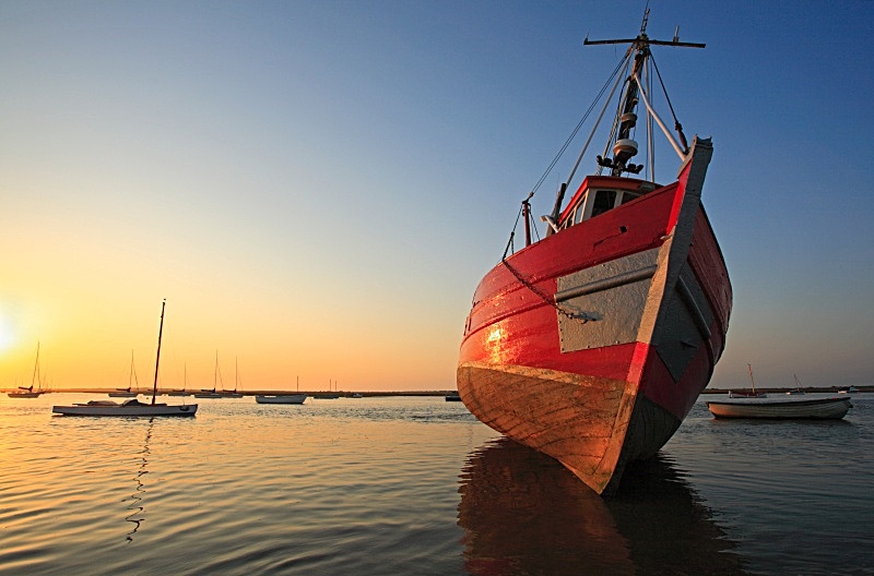 Red Boat - Brancaster Staithe