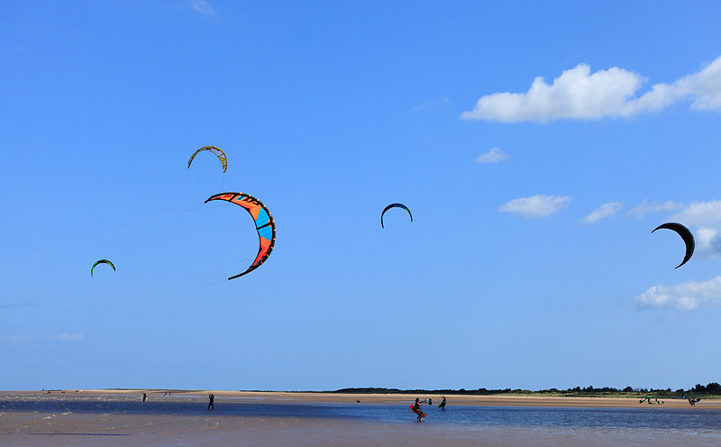 Wind surfers - Hunstanton