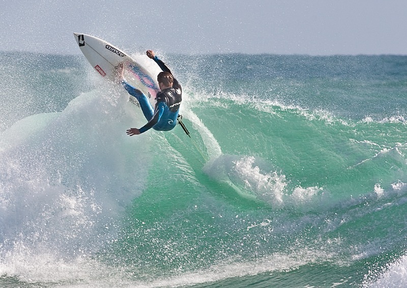  - SURFING