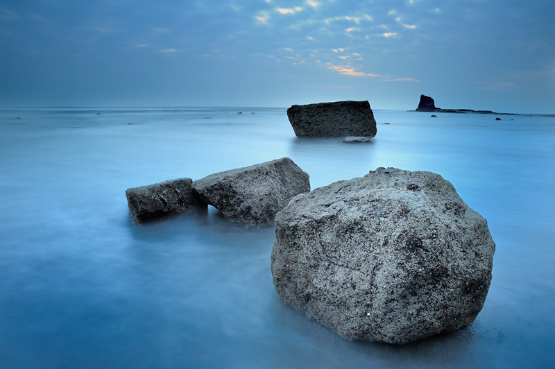 Saltwick Bay (Cool Morning) - Whitby & surrounding areas