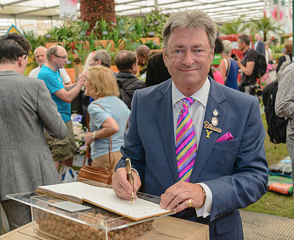 Alan Titchmarsh - People