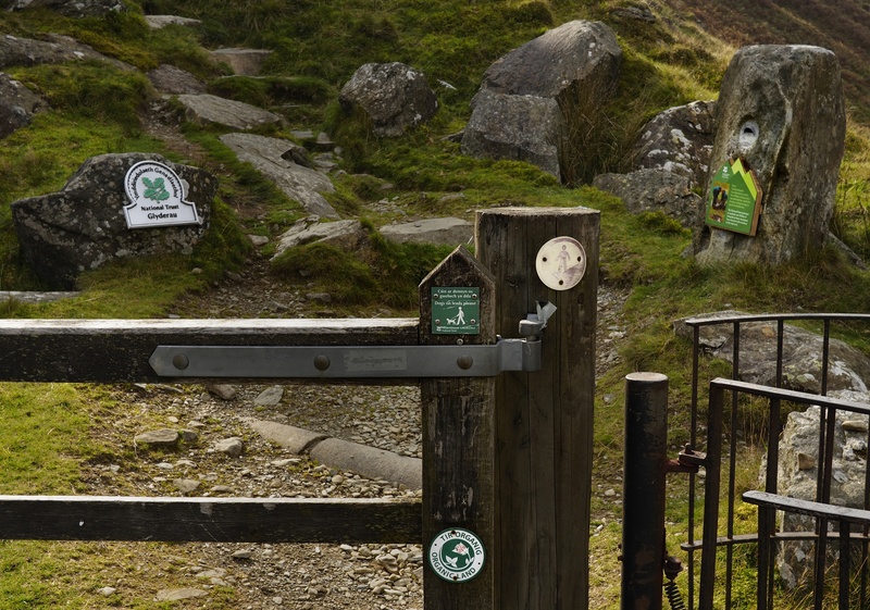 under Tryfan - Fragile land 2