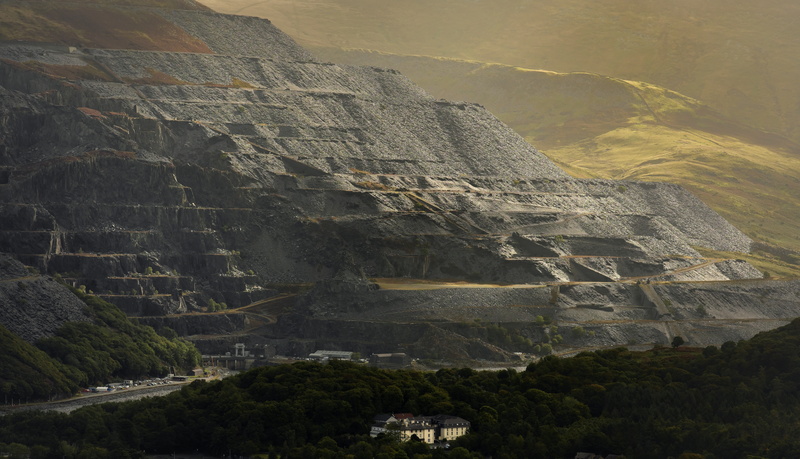 Chwarek Dinorwig - Fragile Land