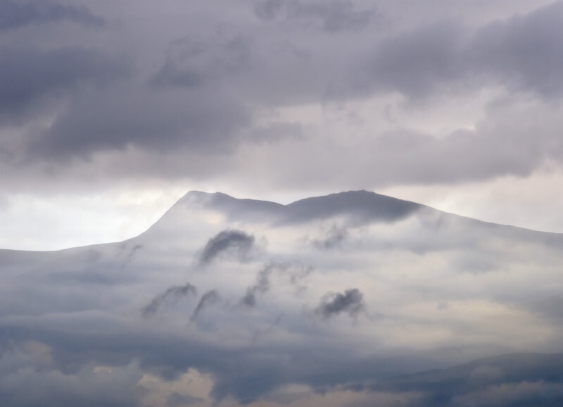 clouds - Yr Elen