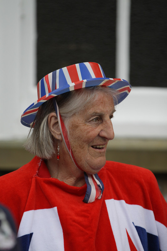 IMG_4372 - HM Queen Elizabeth 11 - Street Birthday Party Holt 2016