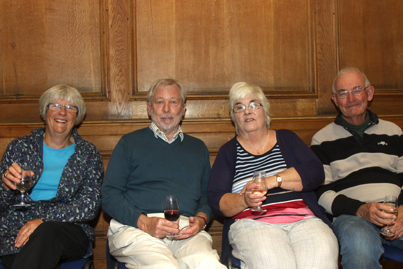 Fiona Jolliffe Bernard Traynier Elizabeth Traynier David Hadlow - OLD BALACLAVA