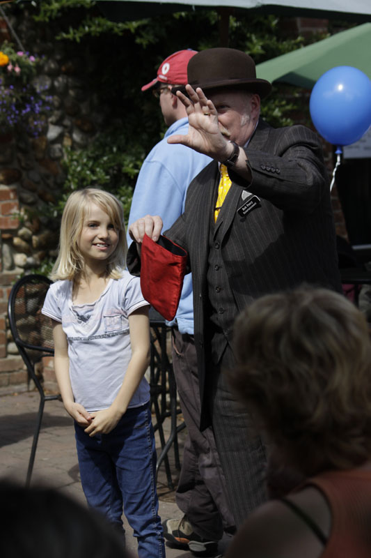 Bob Percy Magician_01 - Bob PercyMagician 2010