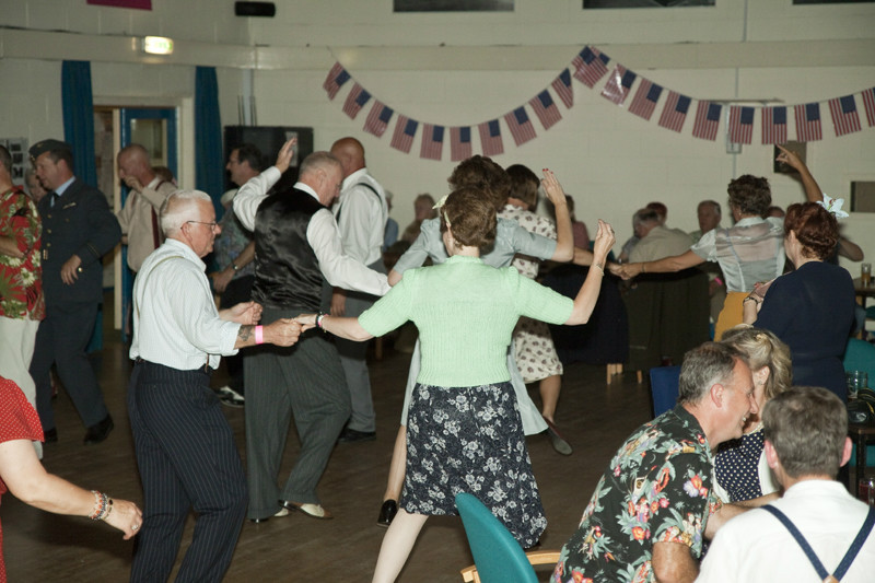 IMG_9628-1 Community Centre - Salute The Forties in Holt 2015
