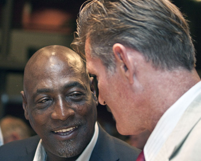 Web IMG_9642M - Sir Viv Richards at Greshams