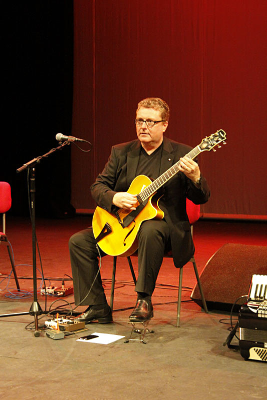 Martin Taylor Spirit of Django_08 - Martin Taylor -Spirit of Django 2010