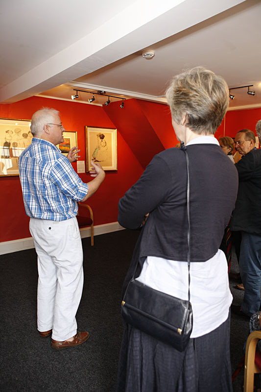 Fine Art_17 - 20th Century Paintings & Sculptures Exhibition 2010