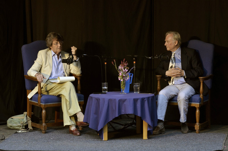 AM_DSC9911 - Melvyn Bragg and Richard Dawkins 2014