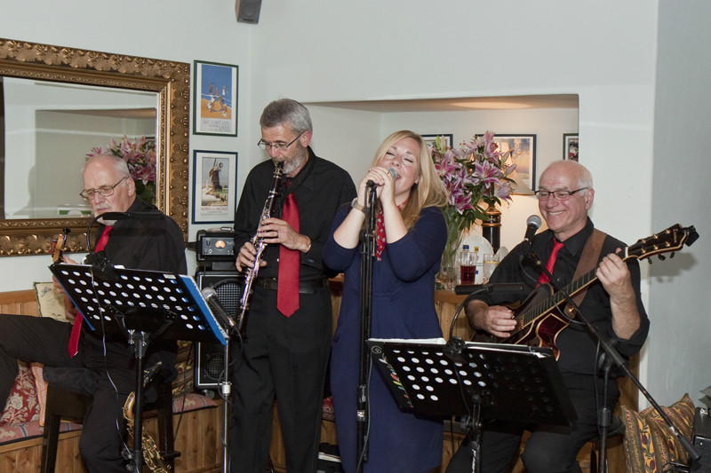 IMG_9593-1 The Lawns Hotel - Salute The Forties in Holt 2015