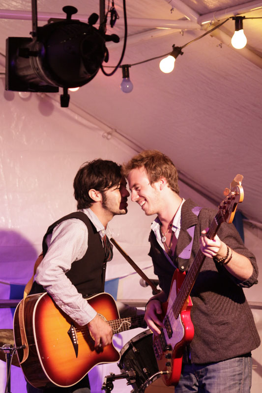 White Shoe Brown Shoe ft Tony Britten  Guest_0192 - White Shoe Brown Shoe 2010