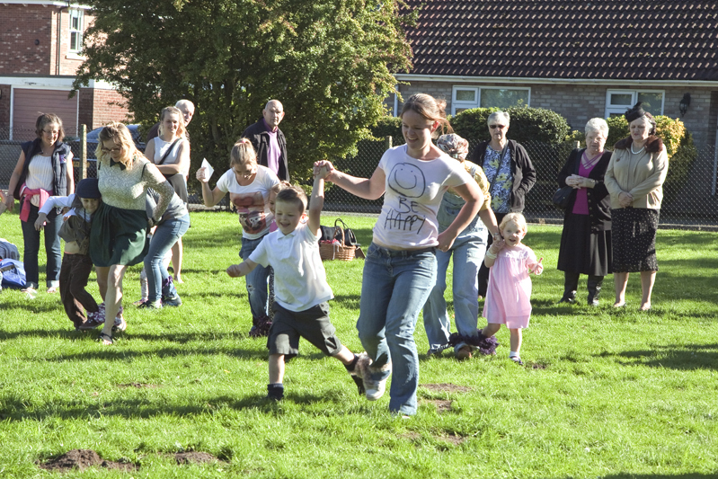 IMG_8315 - Childrens Event King George V Peacock Lane 2015