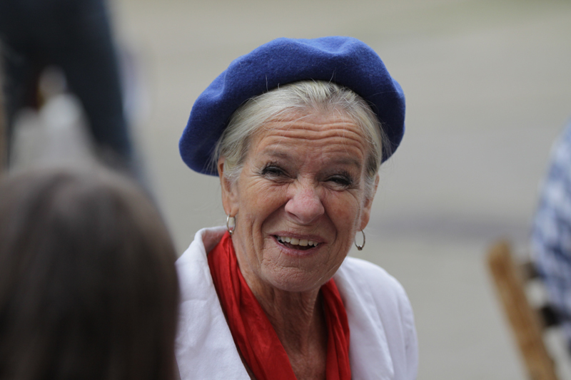 IMG_4325 - HM Queen Elizabeth 11 - Street Birthday Party Holt 2016