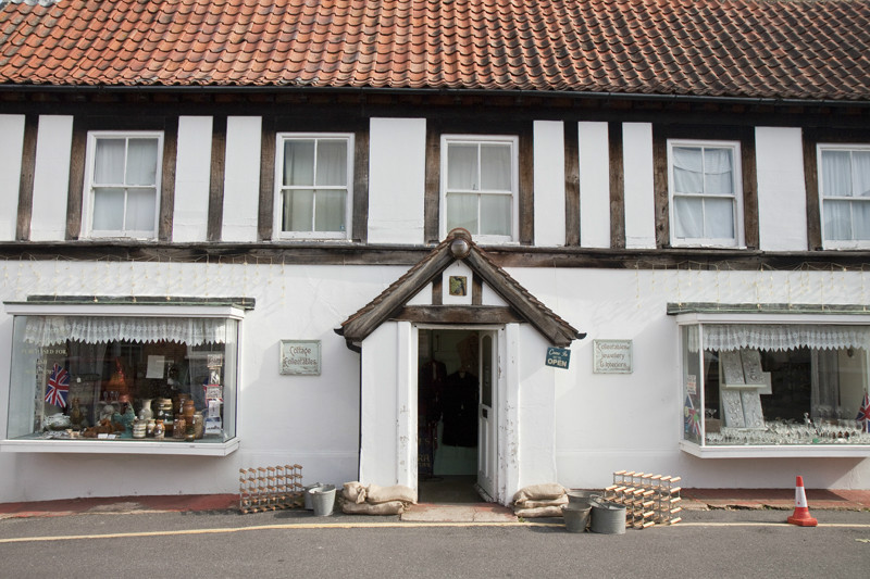 IMG_9792 Cottage Collectables - Salute The Forties in Holt 2015