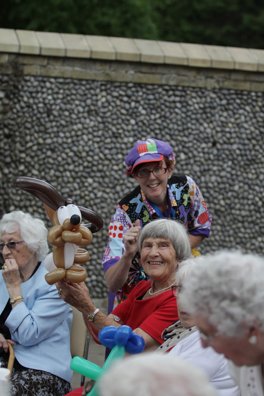 IMG_4360 - HM Queen Elizabeth 11 - Street Birthday Party Holt 2016