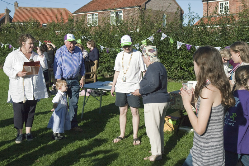 IMG_8364 - Childrens Event King George V Peacock Lane 2015