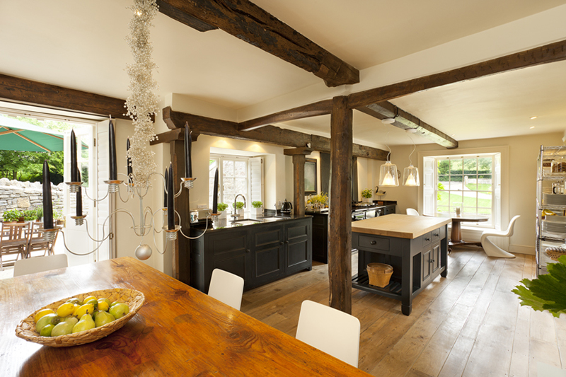  - 17th Century Country House, UK