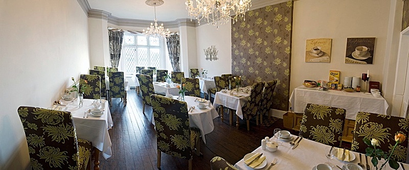  - LOUNGE & BREAKFAST ROOM