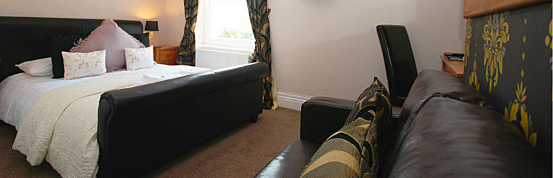  - COSY VINTAGE KING SIZED ROOM