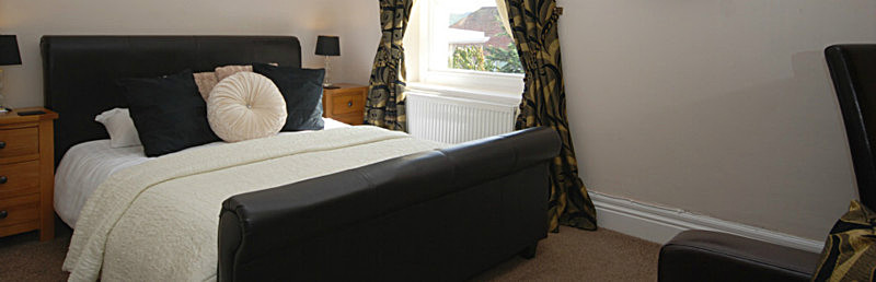  - COSY VINTAGE KING SIZED ROOM