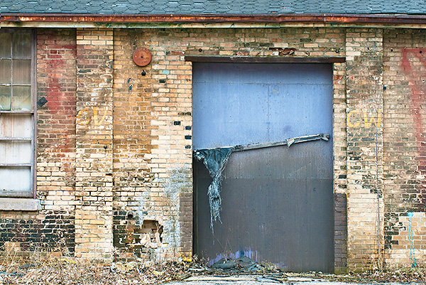 Aperture #6 - Brantford - MASSEY-FERGUSON - BRANT COUNTY