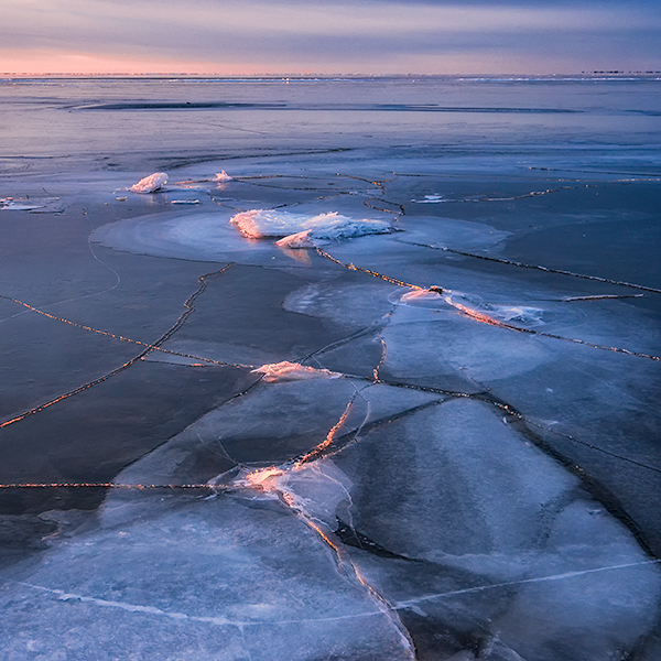CRACKED #3 - PORT RYERSE - WINTER