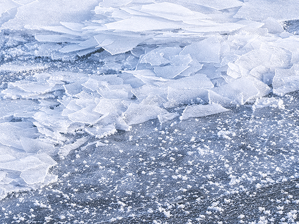 ICE DETAILS #2 - PORT RYERSE - PORT RYERSE