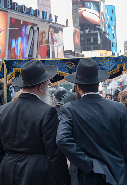 WEDDING GUESTS #1 - NYC - THE WEDDING, TIMES SQUARE