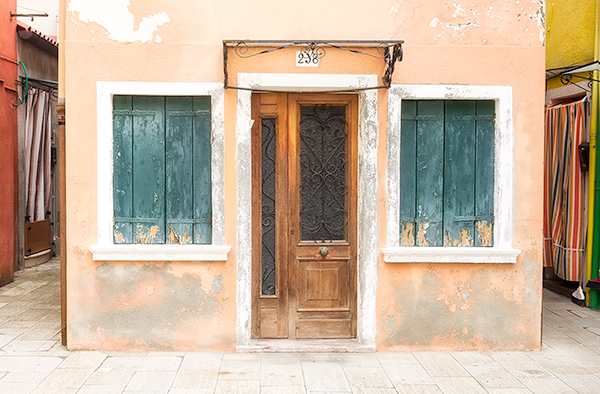 PEACH HOUSE - BURANO - THE LAGOON ISLANDS