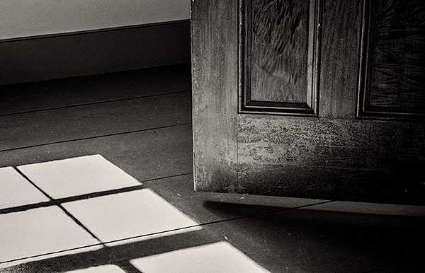 MORNING LIGHT - COOPERSTOWN, NY - B&W - IN THE COUNTRY