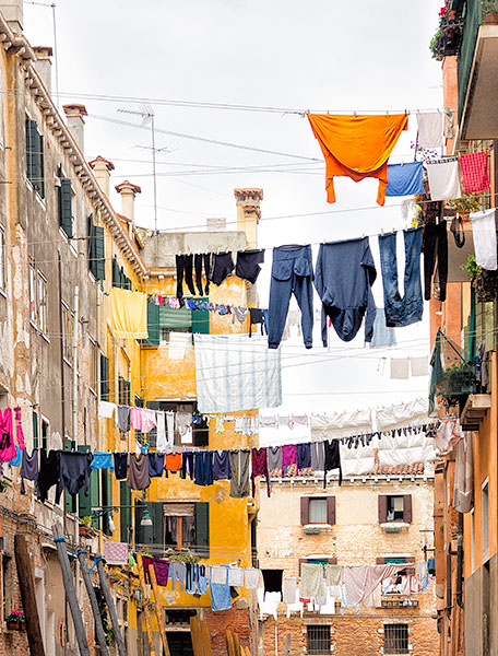 WASH DAY - VENICE - VENICE IN COLOUR