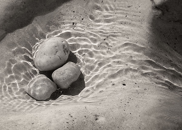 WET ROCKS, LITTLE COVE - GEORGIAN BAY - BLACK AND WHITE