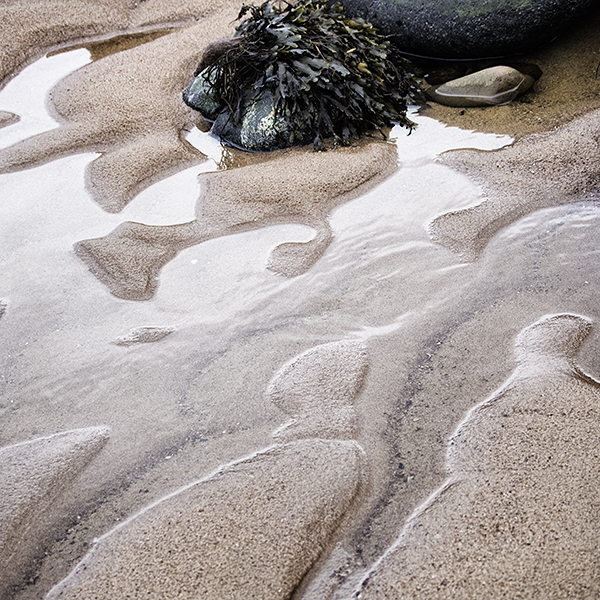 DEPARTING TIDE - UDRIGLE BEACH - SCOTLAND