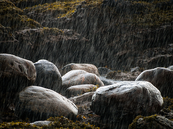 RAIN, UDRIGLE BEACH - SCOTLAND - KATHY'S TENSET, 2015