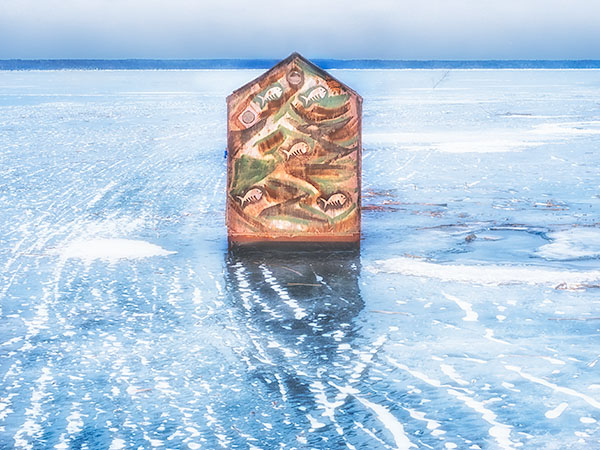CAMO ICE HUT - INNER BAY, LONG POINT - AT HOME