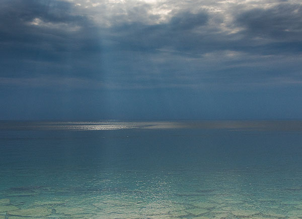 GOD RAYS - GEORGIAN BAY - BAY & SHORE